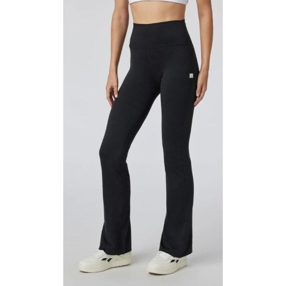 Vuori halo slim flare Black Women's Leggings